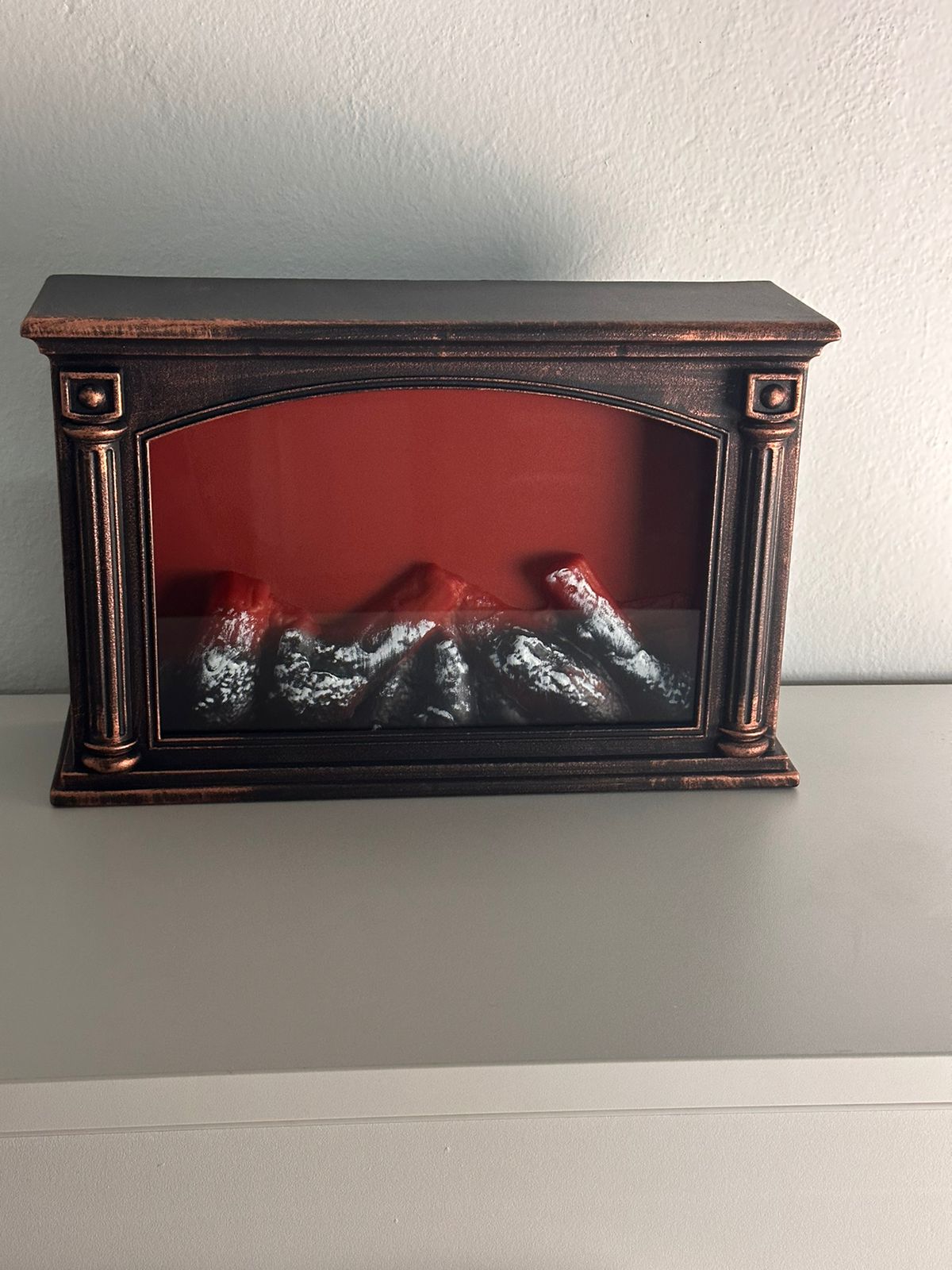 LED DEKORATIVNI KAMIN SA REALISTIČNIM EFEKTOM PLAMENA M707